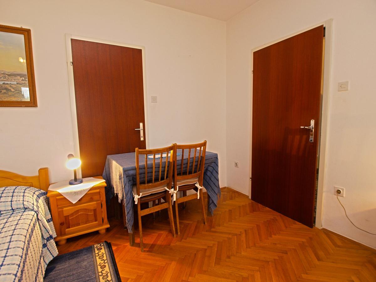 Rooms Milan 1370 Rovinj Exterior foto